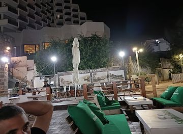 israel/tiberias/restaurant/restaurant-vikra