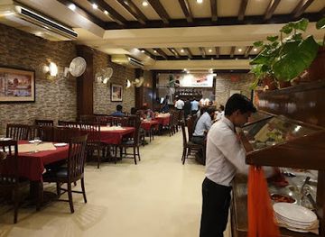pakistan/northern-punjab/restaurant/gourmet-family-restaurant