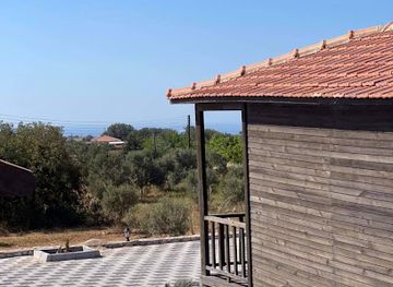 cyprus/karpas-peninsula/restaurant/gold-island-bungalows