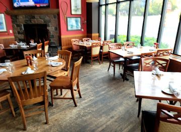 new-york/adirondack-mountains/restaurant/dancing-bears-restaurant