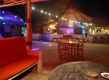 madagascar/ifaty/restaurant/pata-pata-bar