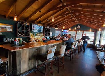 texas/davis-mountains-state-park/restaurant/blue-mountain-bar-and-grill
