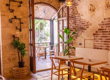 lebanon/beqaa-valley/restaurant/ours