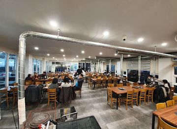 south-korea/chuncheon/restaurant/gangchon-wumi-sutbul-dakgalbi