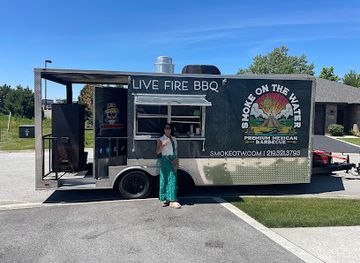 indiana/the-dunes/restaurant/smoke-on-the-water-premium-mexican-barbecue