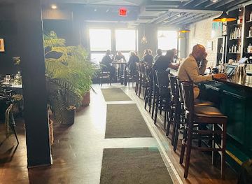 michigan/detroit/restaurant/savannahblue