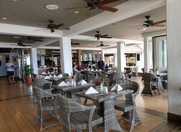 palau/ngaraard/restaurant/coconut-terrace-restaurant-palau-pacific-resort