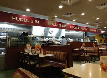 alabama/lake-guntersville/restaurant/huddle-house