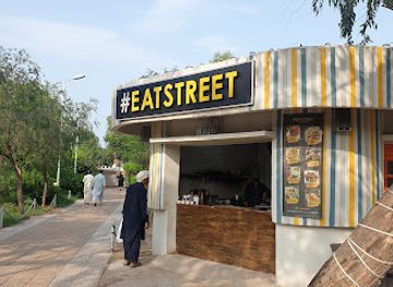 pakistan/rama-valley/restaurant/eatstreet