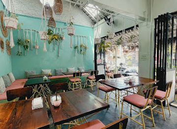 indonesia/bali/canggu/restaurant/warung-local