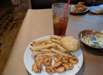 mississippi/mccomb/restaurant/cypress-landing