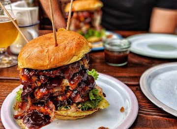 germany/hannover/restaurant/kuhnstwerk