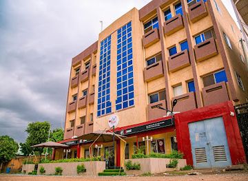 burkina-faso/plateau-central/restaurant/l-art-rouge-restaurant-et-cave-a-vin
