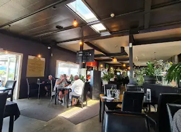 Caroline's Boatshed Bar and Eatery