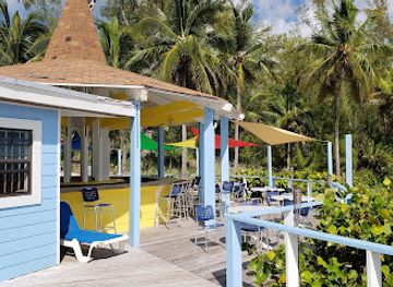 the-bahamas/harbour-island/restaurant/the-beach-club