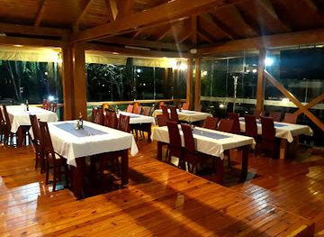 bosnia-and-herzegovina/semberija/restaurant/borak