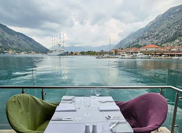 montenegro/perast/restaurant/restaurant-galion