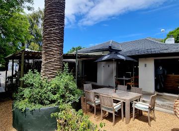 south-africa/cape-town/hout-bay/restaurant/the-pelican