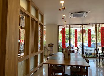 laos/vientiane/restaurant/four-seasons-restaurant