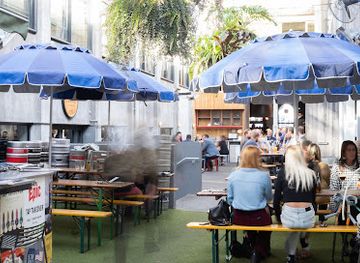 new-zealand/new-plymouth/restaurant/ms-white