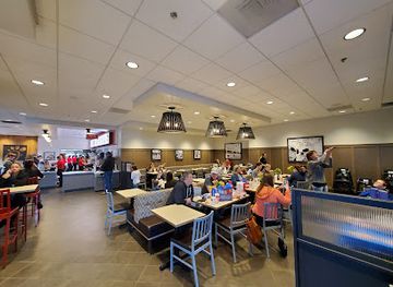 oregon/cascade-lakes-scenic-byway/restaurant/chick-fil-a