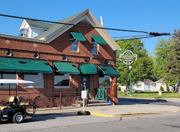 ohio/kelleys-island/restaurant/captains-corner-kelleys-island