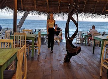 sri-lanka/hikkaduwa/restaurant/the-den-beach-restaurant