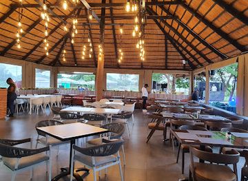 botswana/gaborone/restaurant/park-27