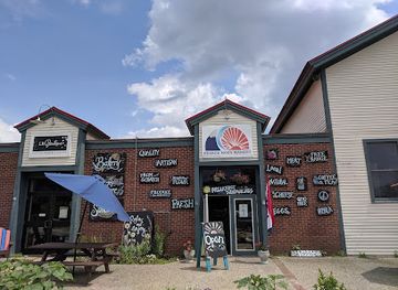 new-hampshire/franconia-notch-state-park/restaurant/the-moon-cafe-bakery