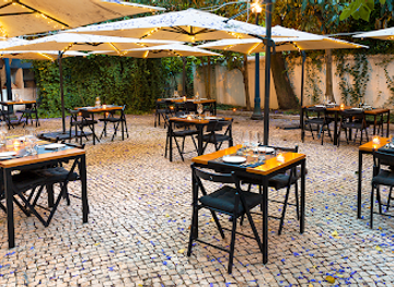 portugal/lisbon/restaurant/clube-de-jornalistas