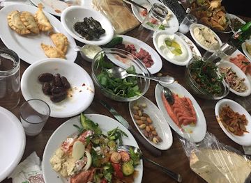 lebanon/bsharri/restaurant/jisr-al-kamar-restaurant