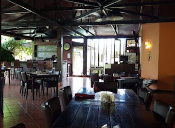 suriname/sipaliwini-district/restaurant/moments