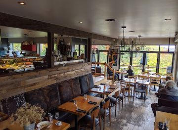 canada/laurentides/restaurant/boucherie-restaurant-les-tetes-de-cochon