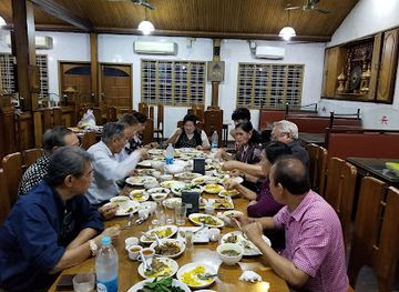 myanmar-burma/yangon/sanchaung/restaurant/danuphyu-daw-saw-yee-myanmar-restaurant