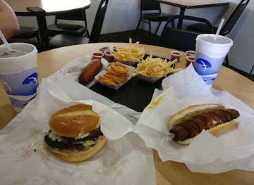 nevada/sparks/restaurant/scoopers-drive-in