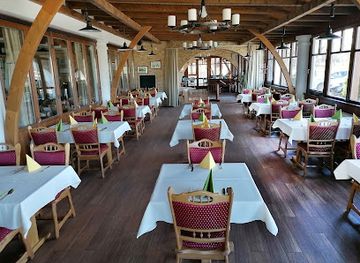 hungary/transdanubia/restaurant/piroska-csarda-es-panzio