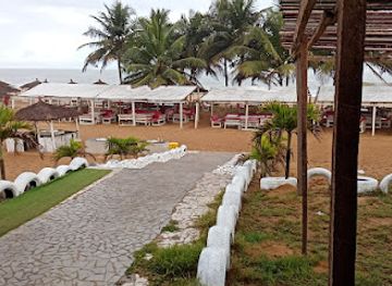 cote-d-ivoire/grand-bassam/restaurant/les-vagues-dorees