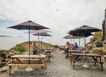 jersey/plemont-bay/restaurant/faulkner-fisheries