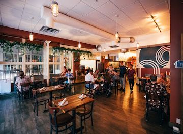 maine/south-portland/restaurant/sur-lie