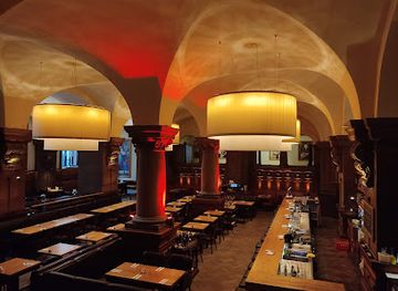 germany/hamburg/altstadt/restaurant/restaurant-parlament-hamburg