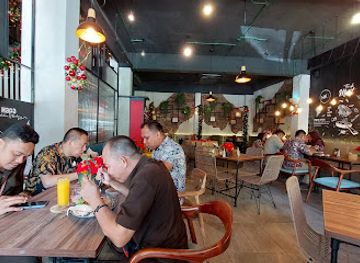 indonesia/north-sulawesi/restaurant/hapa-kitchen