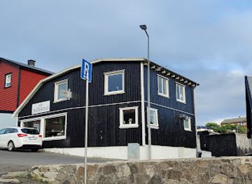 faroe-islands/kvivik/restaurant/resturant-cafe-pollastova