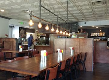massachusetts/berkshires/restaurant/marketplace-kitchen-table
