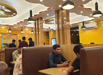 bangladesh/khulna-division/restaurant/rovers-cafe