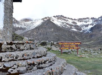 kenya/mount-kenya-national-park/restaurant/mackinders-hut