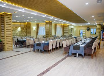 turkmenistan/repetek-nature-reserve/restaurant/altyn