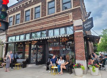minnesota/northwestern-minnesota/restaurant/petite-leon
