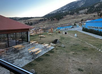 albania/tomorr-mountain/restaurant/perla-e-tomorrit