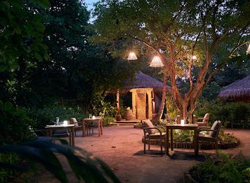 maldives/haa-alif-atoll/restaurant/ja-manafaru-the-cellar