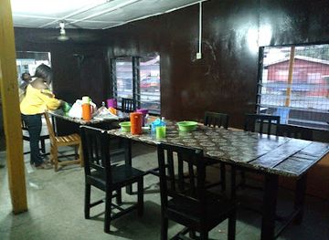 ghana/amedzofe/restaurant/mothers-inn-restaurant
